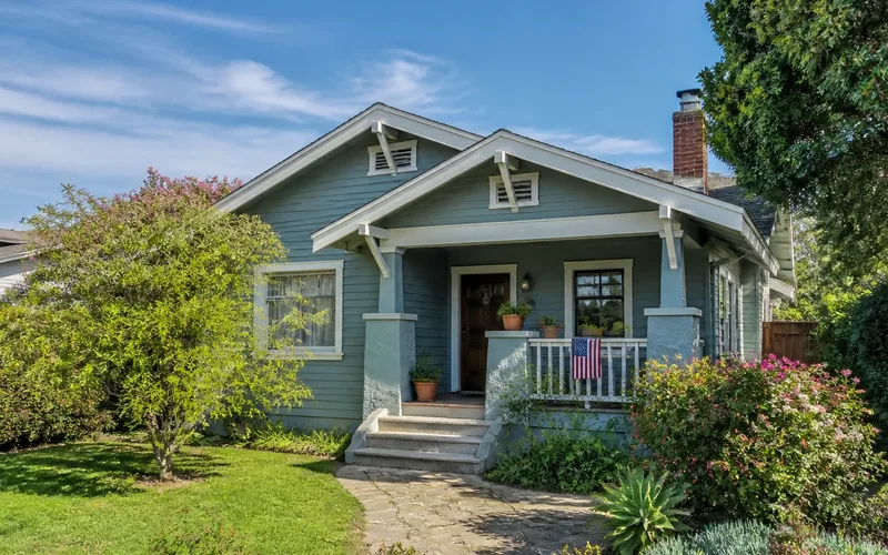 HELOC Versus Home Equity Loan Differences